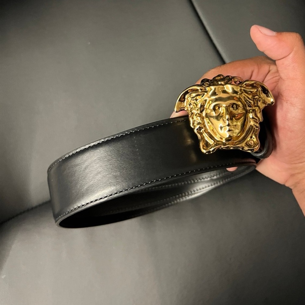 Men’s Versace belt